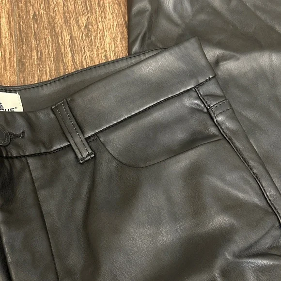 Jordache Black Faux Leather Trousers - Picture 4 of 6